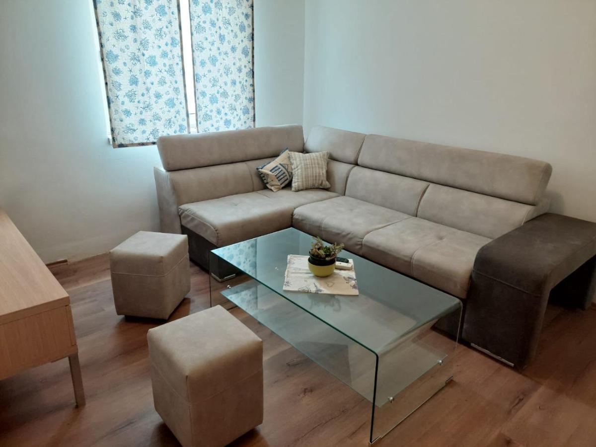Apartment Galeb Lukovo Šugarje Esterno foto