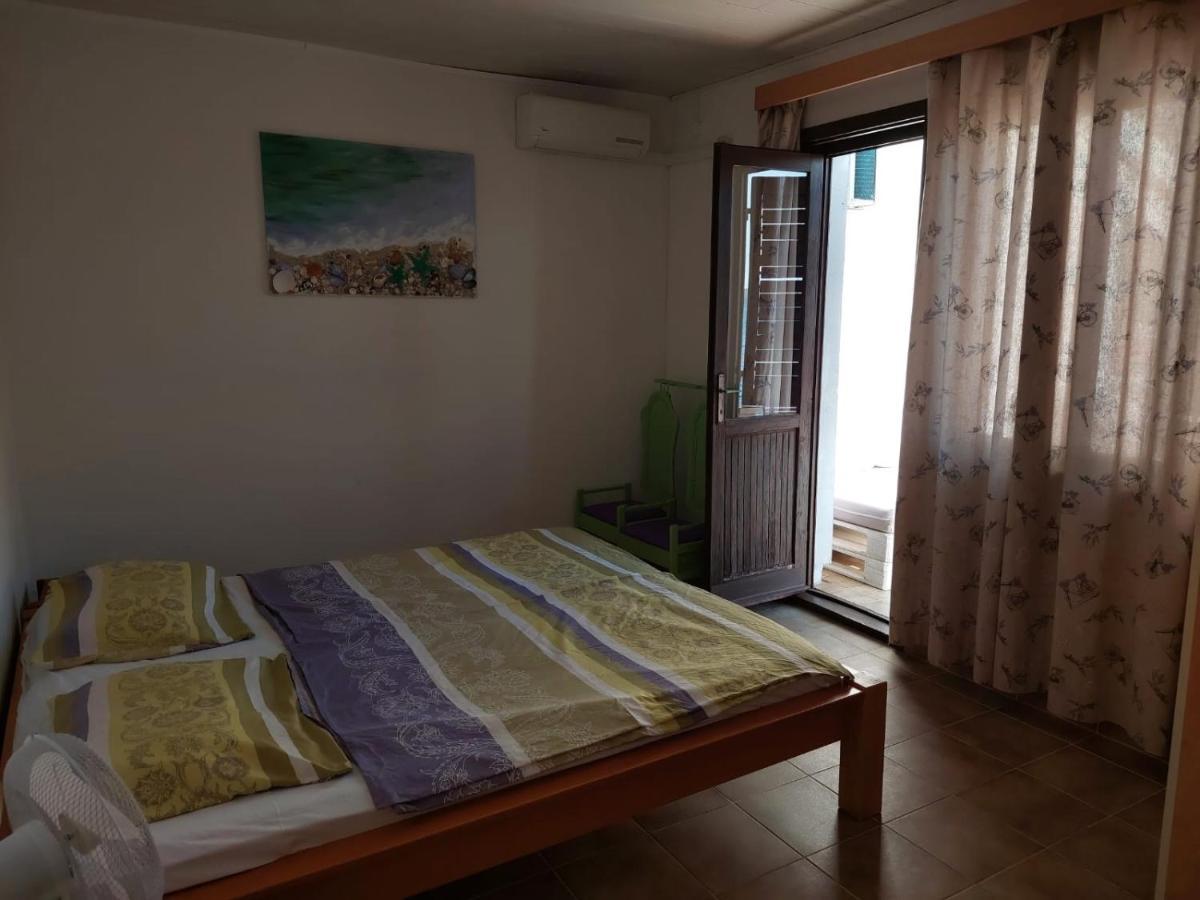 Apartment Galeb Lukovo Šugarje Esterno foto